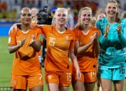 开云体育下载-包含荷兰强势瑞典，科曼高光表现的词条