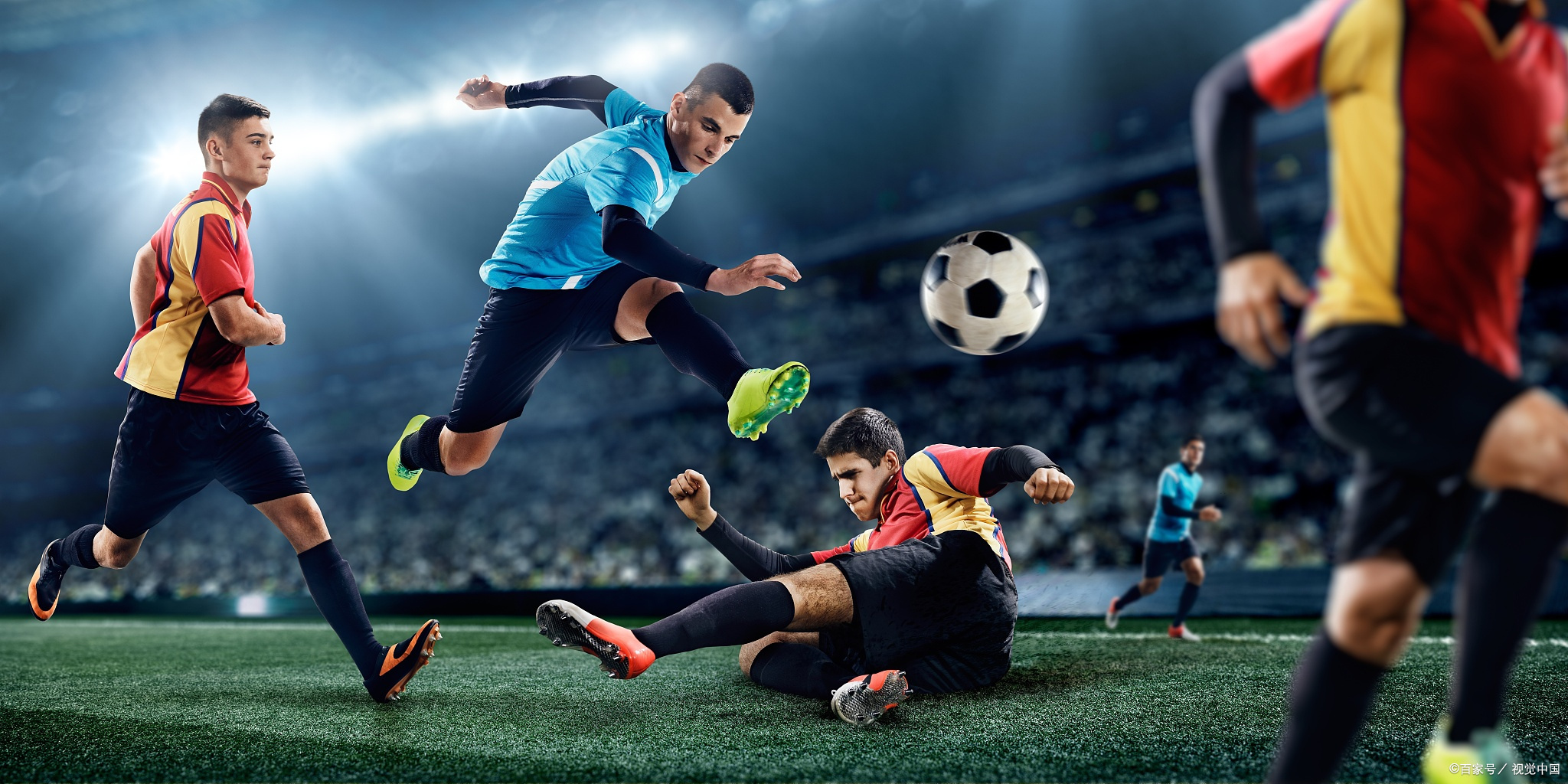 国际足球联赛中球员赛场表现出色 国际足球联赛中球员赛场表现出色