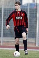 博洛尼亚主教练因争议言论被处罚 博洛尼亚主教练因争议言论被处罚