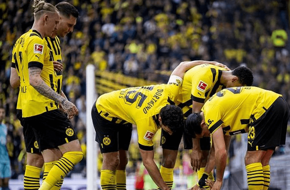 多特蒙德积分傲视群雄,夺冠前景广阔 多特蒙德积分傲视群雄,夺冠前景广阔