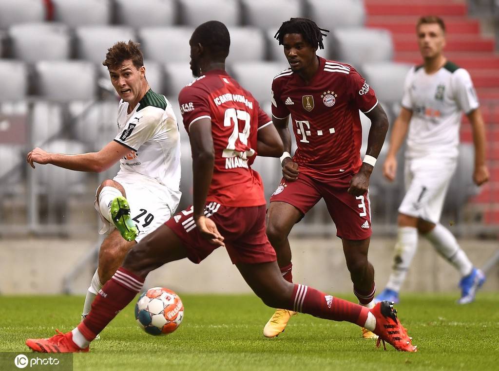 充满悬念!俱乐部友谊在伯纳乌球场上演 充满悬念!俱乐部友谊在伯纳乌球场上演