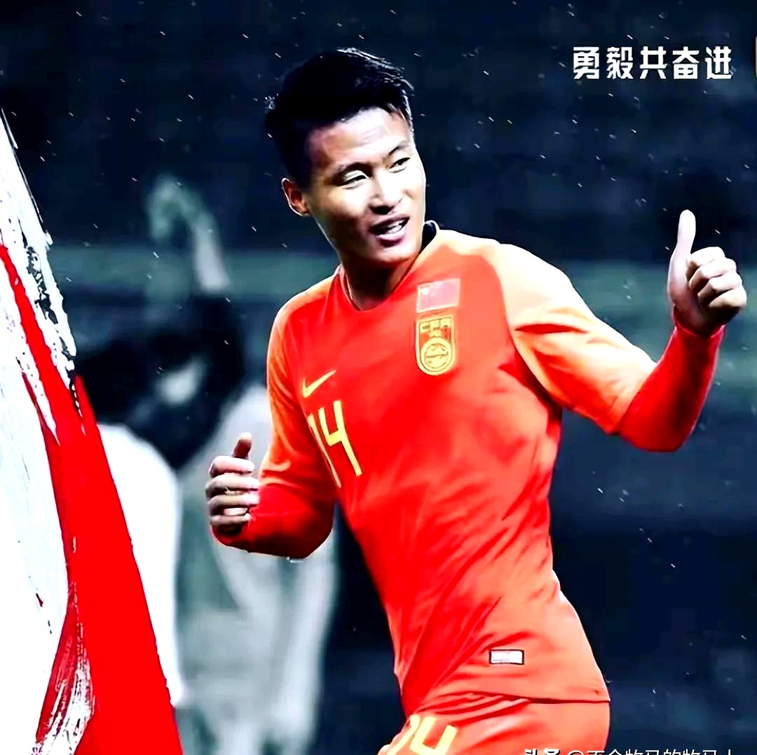 中国足球绽放光彩,国家队崭露头角 中国足球绽放光彩,国家队崭露头角